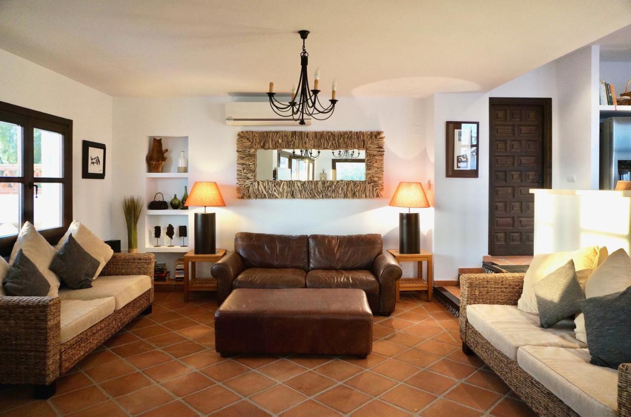 ネルハ Casa Albaヴィラ エクステリア 写真